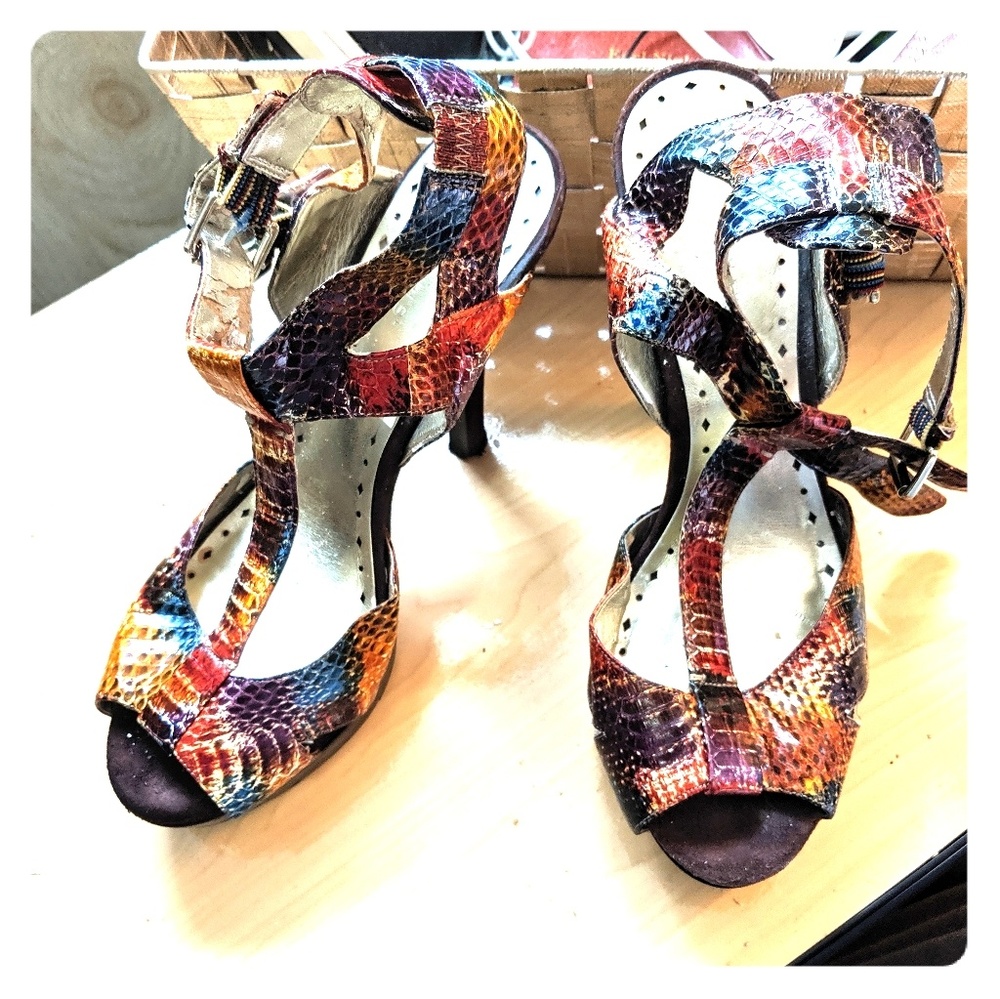 BCBG Summer Heels